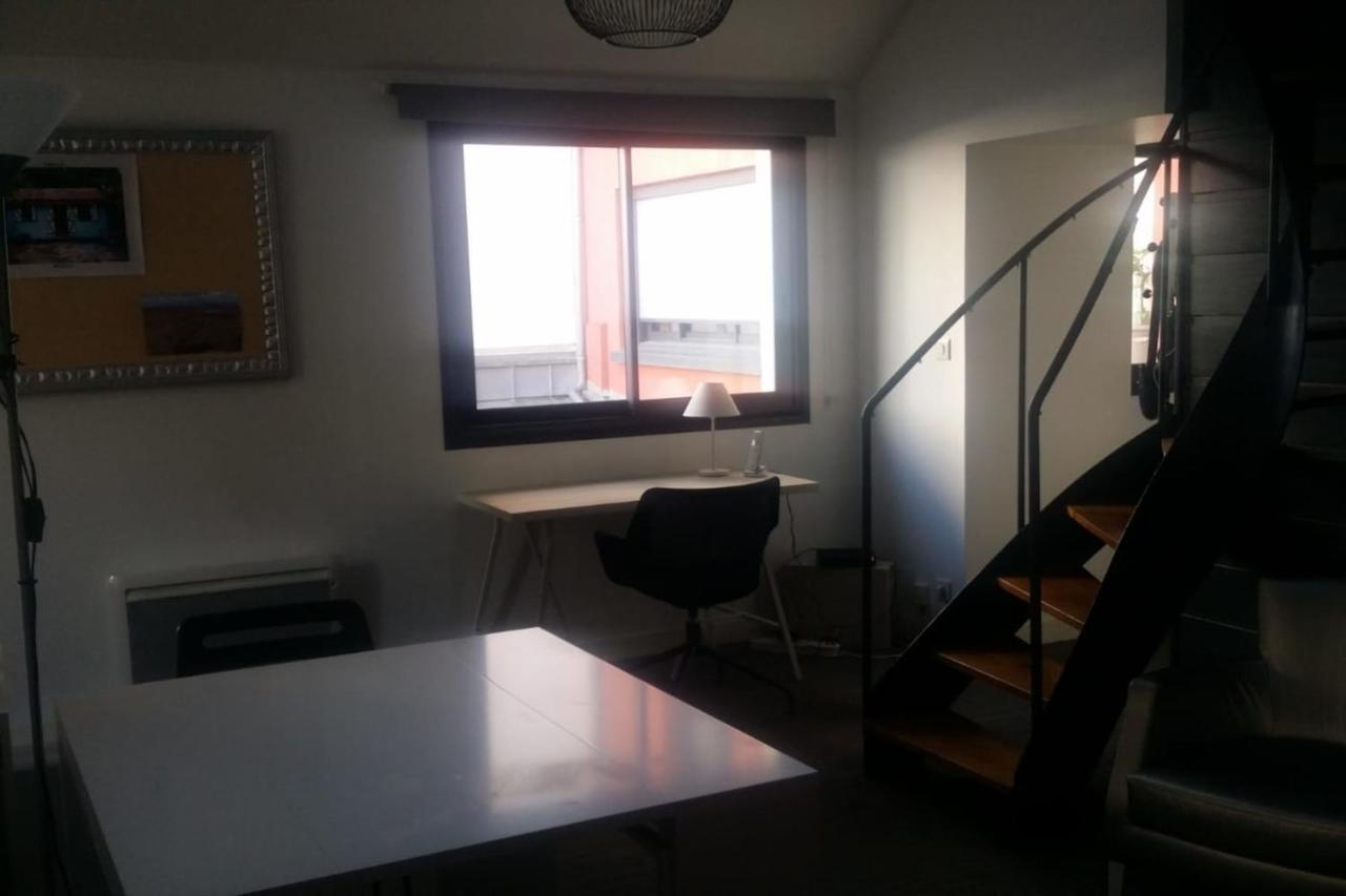 Nice 54M With Terrace In The Heart Of Nantes Apartment Exterior photo